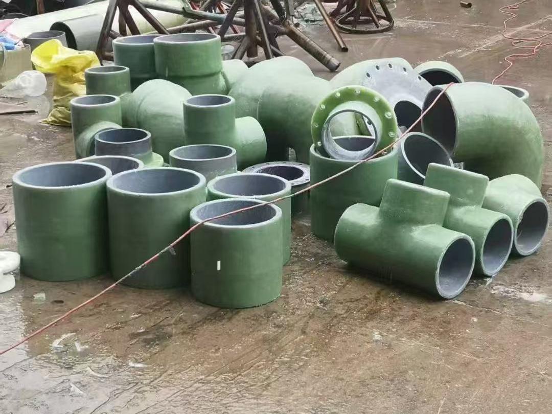 玻璃钢管件